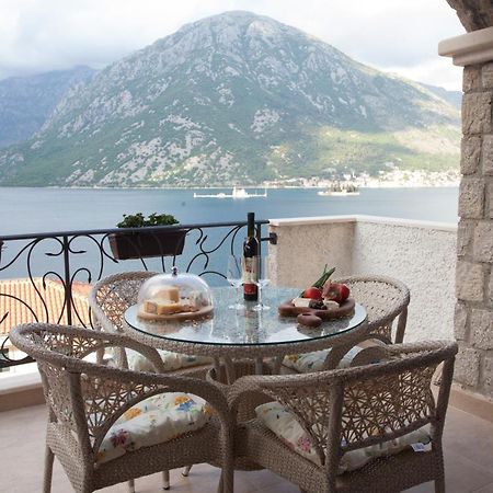 Boka Gardens Seaside Resort Kotor Exterior foto