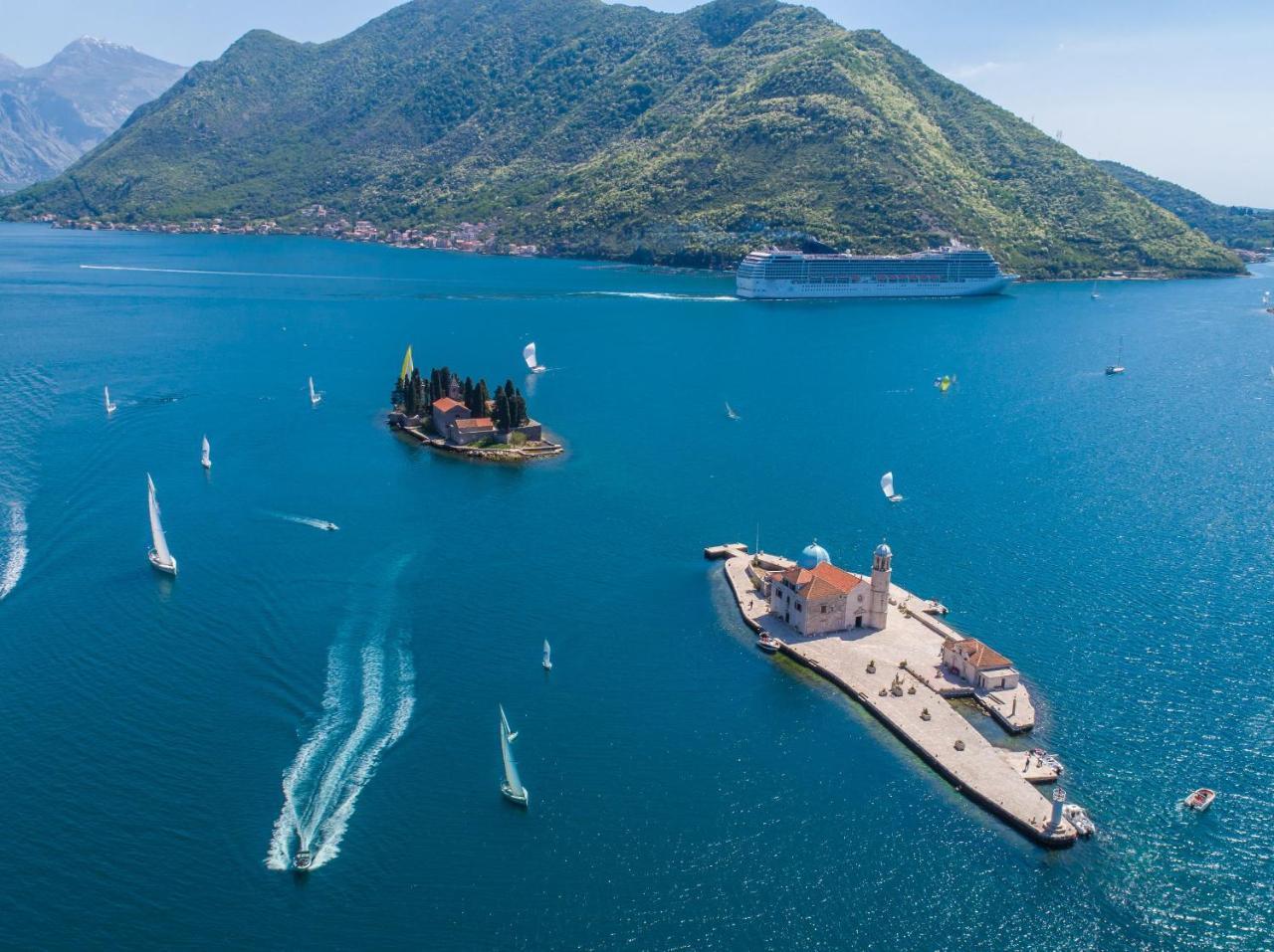 Boka Gardens Seaside Resort Kotor Exterior foto